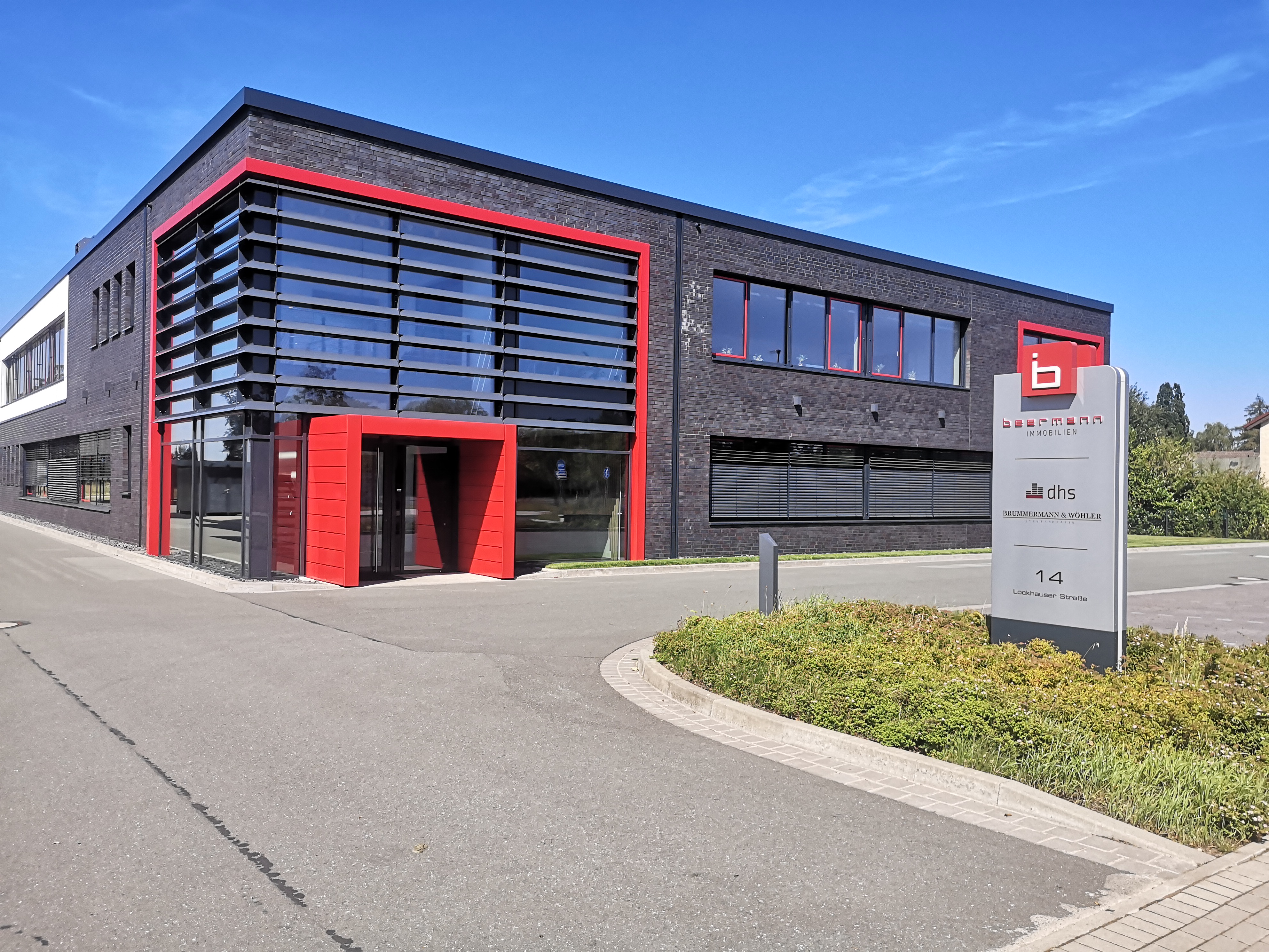 Bürogebäude dhs Standort in Bad Salzuflen